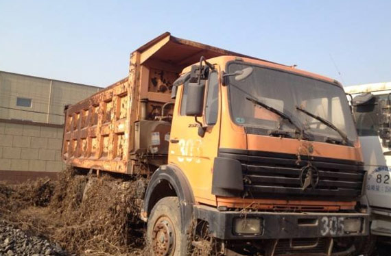 重庆临夏报废车回收,车辆报废回收公司